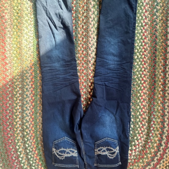 Cowgirl tuff pull on jeans - Picture 2 of 4